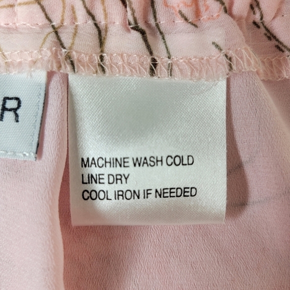 Sag Harbor Skirt Suit Size 10P Pink Floral Short Sleeve Blouse Ruffle Hem Flowy - Picture 5 of 6